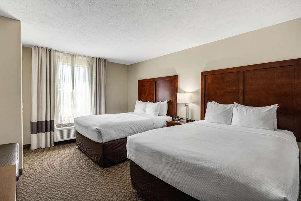 Comfort Inn & Suites Logan Near University Room photo