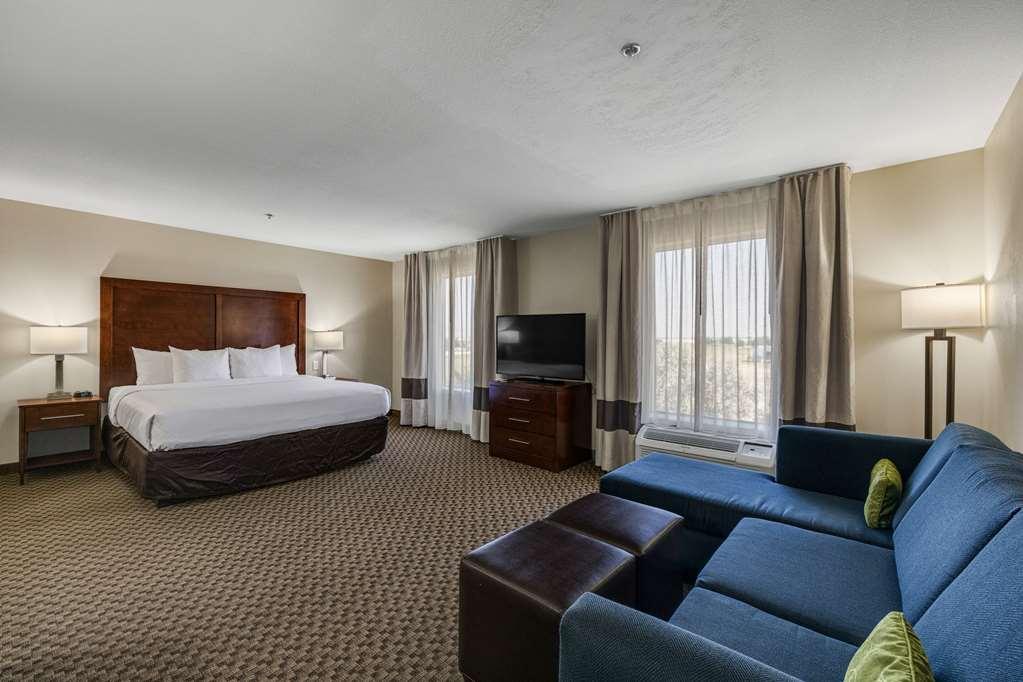 Comfort Inn & Suites Logan Near University Room photo